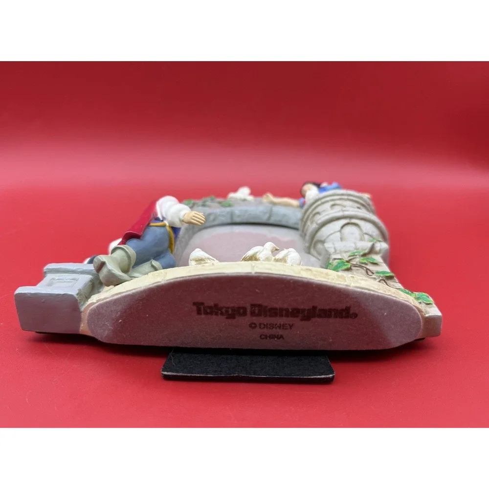 RARE Tokyo Disneyland Princess Snow White & Prince Photo Frame Stand Vintage